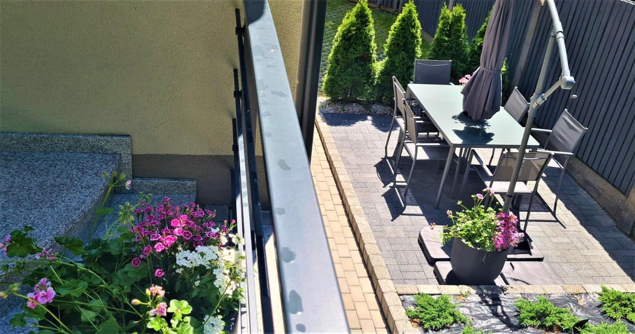 Urabn Apartments Studio With Garden No 2A Chorzow Katowice Free Private Parking, Self Check-In Eksteriør bilde