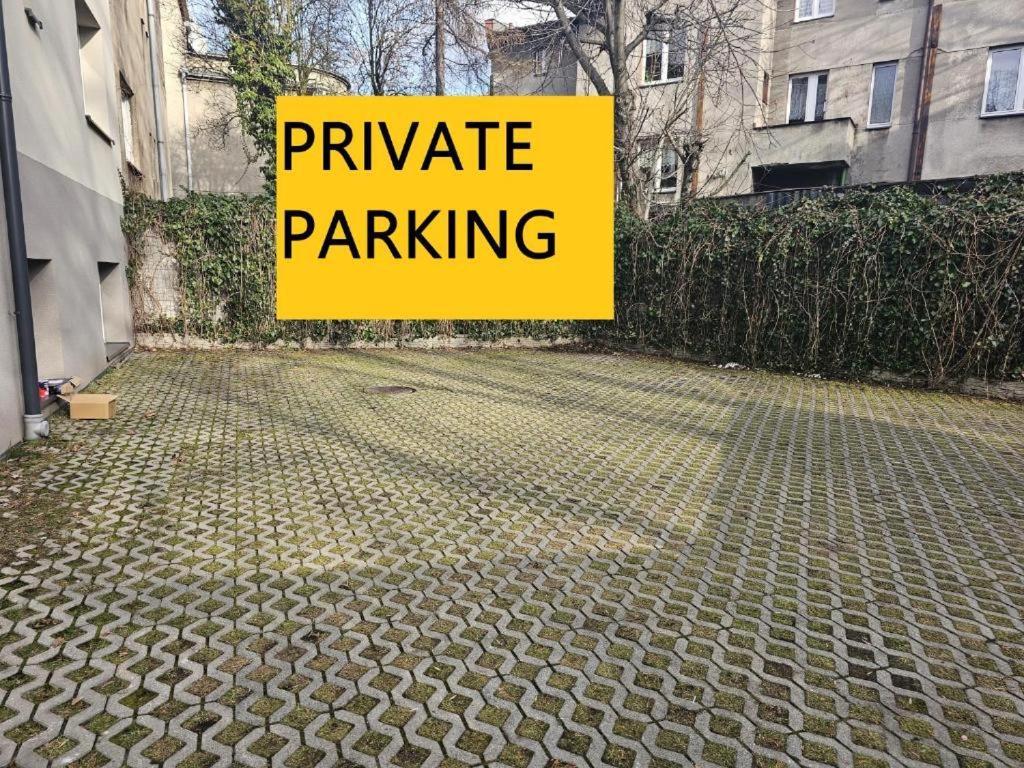 Urabn Apartments Studio With Garden No 2A Chorzow Katowice Free Private Parking, Self Check-In Eksteriør bilde